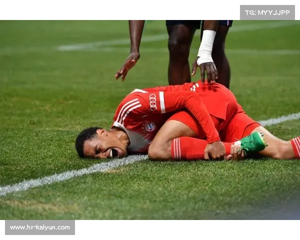 巴黎2-0战胜拜仁晋级世俱杯四强 凯恩致命失误穆西亚拉遭遇重伤